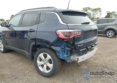 2019 Jeep Compass Latitude 4X4 z USA, uszkodzony, nr VIN 3C4NJDBB3KT807871